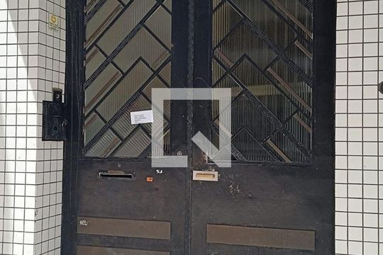 Fachada de kitnet/studio para alugar com 1 quarto, 36m² em República, São Paulo