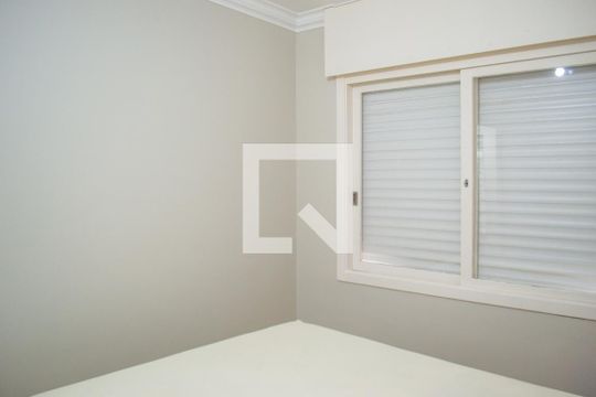 Quarto 1 de apartamento à venda com 2 quartos, 75m² em Teresópolis, Porto Alegre
