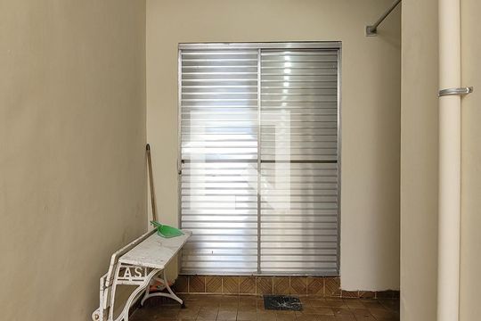 Quintal de casa para alugar com 3 quartos, 200m² em Vila Assunção, Santo André