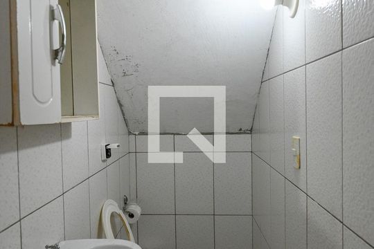 Lavabo de casa à venda com 2 quartos, 70m² em Cursino, São Paulo