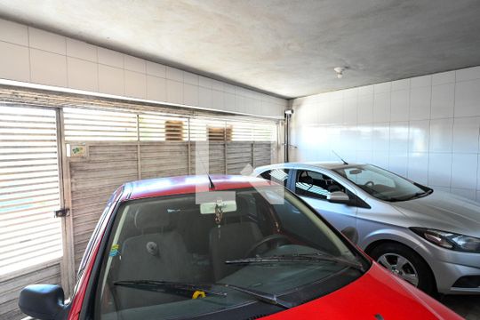 Garagem de casa à venda com 2 quartos, 70m² em Cursino, São Paulo