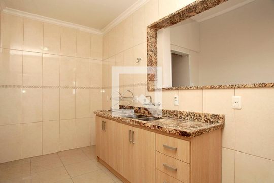 Cozinha de apartamento à venda com 3 quartos, 127m² em Centro Histórico, Porto Alegre