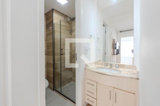 Banheiro de apartamento para alugar com 1 quarto, 34m² em Bela Vista, São Paulo