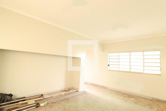 Sala de casa para alugar com 4 quartos, 316m² em Centro, Uberlândia