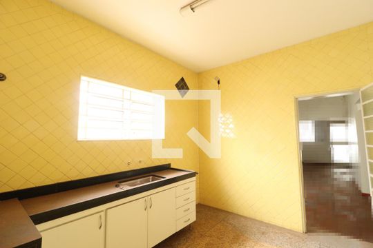 Cozinha de casa para alugar com 4 quartos, 316m² em Centro, Uberlândia