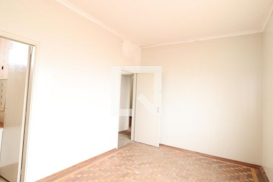 Quarto 1 de casa para alugar com 4 quartos, 316m² em Centro, Uberlândia