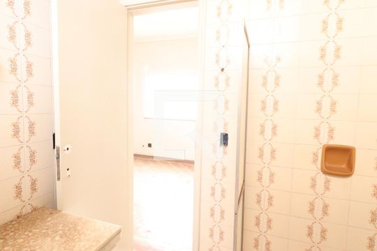 Banheiro Social de casa para alugar com 4 quartos, 316m² em Centro, Uberlândia