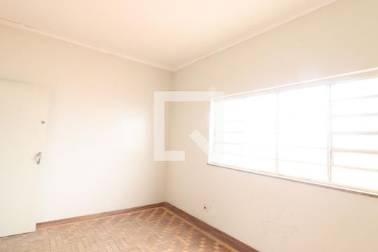 Quarto 1 de casa para alugar com 4 quartos, 316m² em Centro, Uberlândia