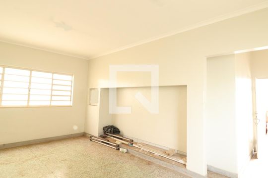 Sala de casa para alugar com 4 quartos, 316m² em Centro, Uberlândia