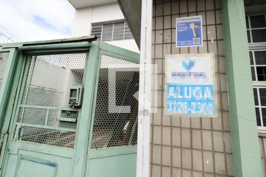 Plaquinha de casa para alugar com 4 quartos, 316m² em Centro, Uberlândia