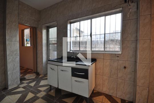 Cozinha de casa para alugar com 2 quartos, 42m² em Vila Medeiros, São Paulo