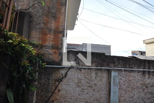 Vista do Quarto 1 de casa para alugar com 2 quartos, 42m² em Vila Medeiros, São Paulo