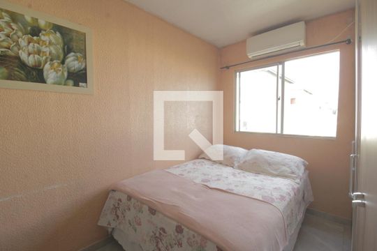 Quarto 1 de apartamento à venda com 2 quartos, 42m² em Guajuviras, Canoas