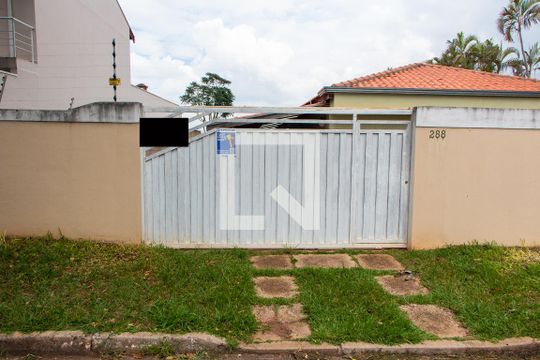 FACHADA de casa à venda com 3 quartos, 230m² em Parque Xangrilá, Campinas
