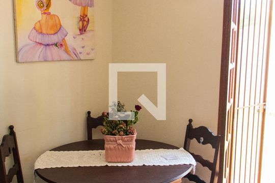 QUARTO 2 de casa à venda com 3 quartos, 230m² em Parque Xangrilá, Campinas