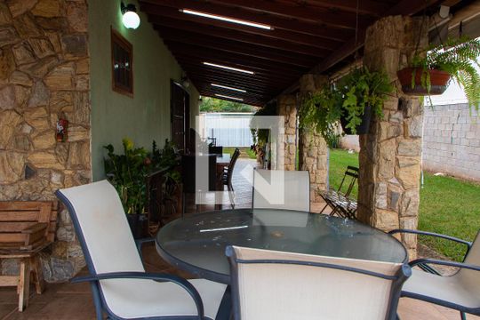 ÁREA EXTERNA de casa à venda com 3 quartos, 230m² em Parque Xangrilá, Campinas