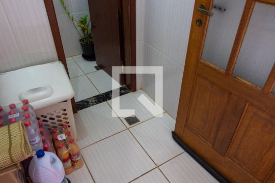 ÁREA DE SERVIÇO de casa à venda com 3 quartos, 230m² em Parque Xangrilá, Campinas