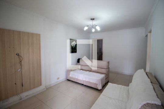 Casa à venda com 2 quartos, 331m² em Jardim Adelaide, São Paulo