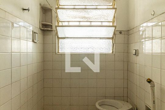 Banheiro de apartamento à venda com 1 quarto, 48m² em Centro, São Paulo