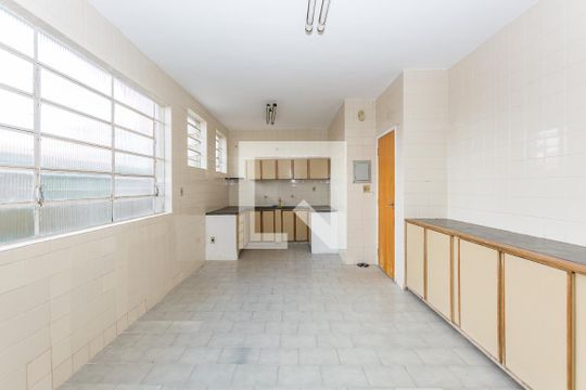 Cozinha de casa para alugar com 3 quartos, 240m² em Jardim America, Belo Horizonte