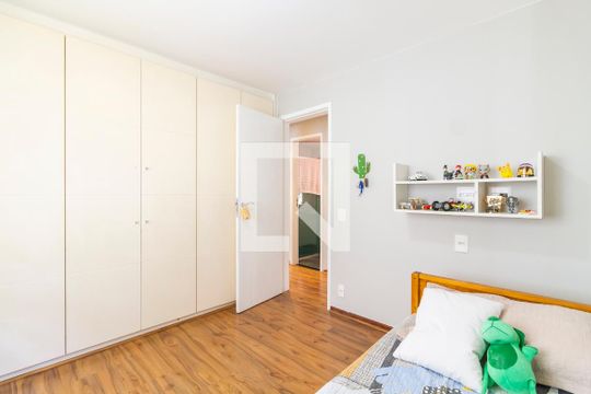 Quarto 2 de apartamento à venda com 3 quartos, 100m² em Pinheiros, São Paulo