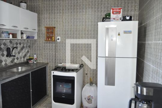 Cozinha de apartamento à venda com 2 quartos, 60m² em Cachambi, Rio de Janeiro