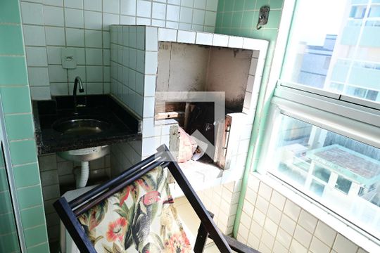 sacada Goumert de apartamento para alugar com 2 quartos, 86m² em Real, Praia Grande