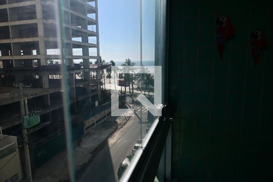 sacada Goumert de apartamento para alugar com 2 quartos, 86m² em Real, Praia Grande