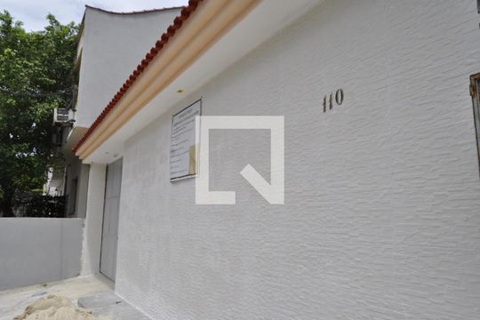 Fachada de apartamento para alugar com 2 quartos, 40m² em Engenho Novo, Rio de Janeiro