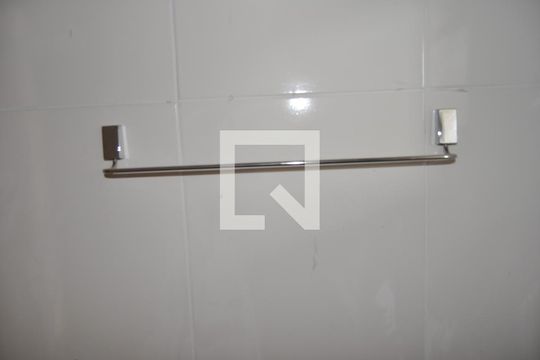 Banheiro de apartamento para alugar com 2 quartos, 40m² em Engenho Novo, Rio de Janeiro