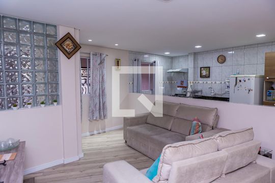 Sala 2 de casa à venda com 3 quartos, 120m² em Vila Sao Francisco (zona Leste), São Paulo
