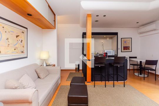 Studio de kitnet/studio para alugar com 1 quarto, 42m² em Jardim Europa, São Paulo