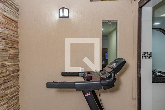 Área comum  de casa à venda com 3 quartos, 250m² em Conjunto California, Belo Horizonte