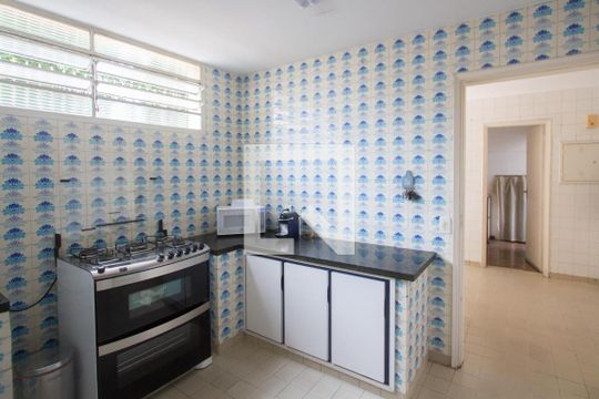 Cozinha de casa à venda com 4 quartos, 338m² em Santo Amaro, São Paulo