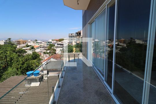 Varanda da Sala de casa para alugar com 5 quartos, 800m² em Jardim Guanabara, Rio de Janeiro