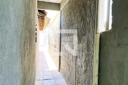 Corredor Externo de casa para alugar com 2 quartos, 160m² em Jardim Rosa de Franca, Guarulhos