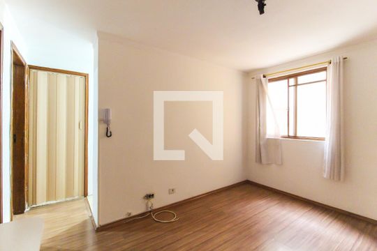 Sala de apartamento para alugar com 2 quartos, 45m² em Jardim Etelvina, São Paulo