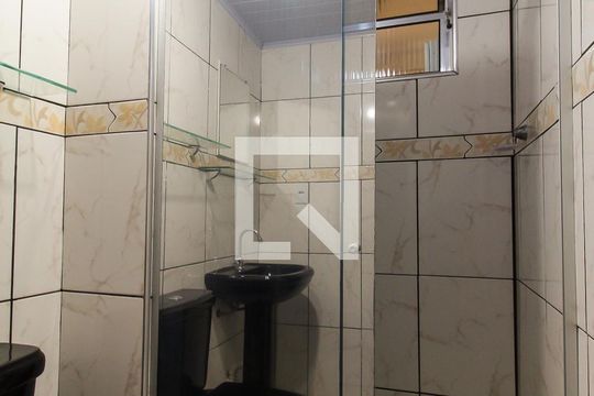 Banheiro de apartamento para alugar com 2 quartos, 45m² em Jardim Etelvina, São Paulo
