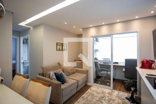 Apartamento à venda com 2 quartos, 45m² em Centro, Diadema