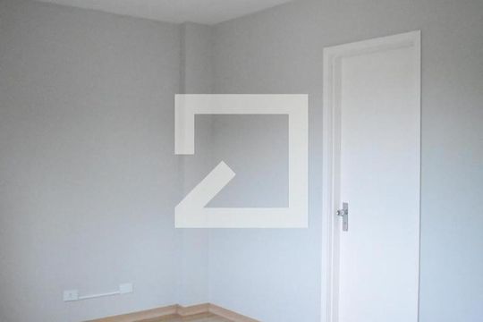 Suíte de apartamento para alugar com 3 quartos, 133m² em Alto da Rua Xv, Curitiba