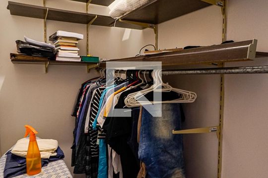 Quarto 1 de casa de condomínio à venda com 4 quartos, 400m² em Vila Progresso, Niterói