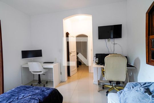 Quarto 1 de casa de condomínio à venda com 4 quartos, 400m² em Vila Progresso, Niterói