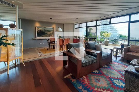 Sala de apartamento à venda com 5 quartos, 336m² em Barra da Tijuca, Rio de Janeiro