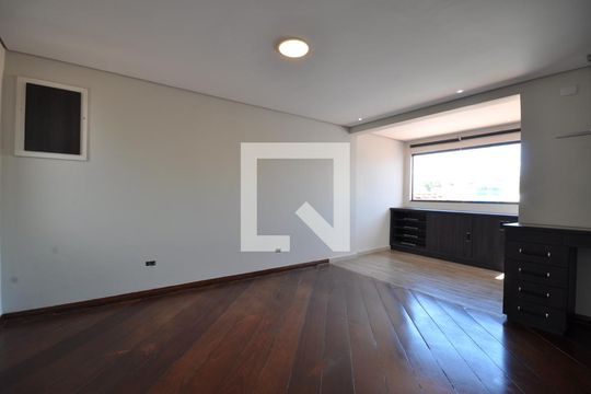 Suíte 1 de casa à venda com 4 quartos, 280m² em Vila Mazzei, São Paulo