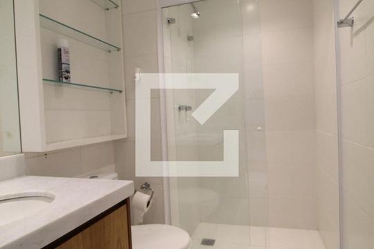 Banheiro da Suíte de apartamento para alugar com 2 quartos, 77m² em Vargem Grande, Rio de Janeiro