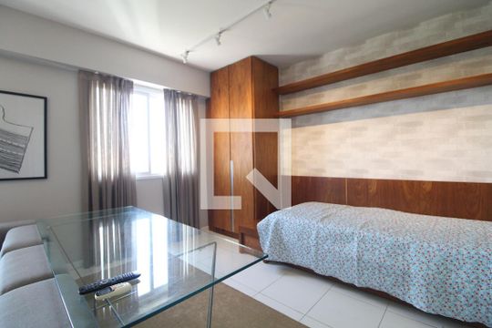 Sala de apartamento para alugar com 2 quartos, 77m² em Vargem Grande, Rio de Janeiro