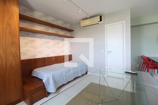 Sala de apartamento para alugar com 2 quartos, 77m² em Vargem Grande, Rio de Janeiro