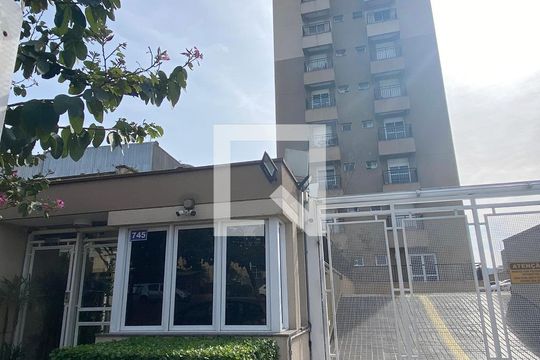 Fachada de apartamento para alugar com 2 quartos, 60m² em Tamboré, Barueri