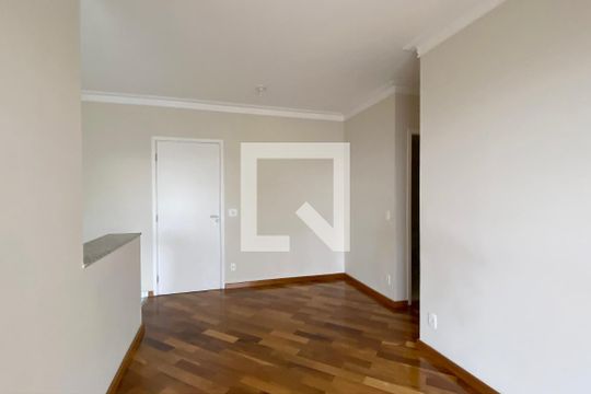 Sala de apartamento para alugar com 2 quartos, 60m² em Tamboré, Barueri