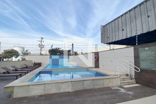 Piscina de apartamento para alugar com 2 quartos, 60m² em Tamboré, Barueri